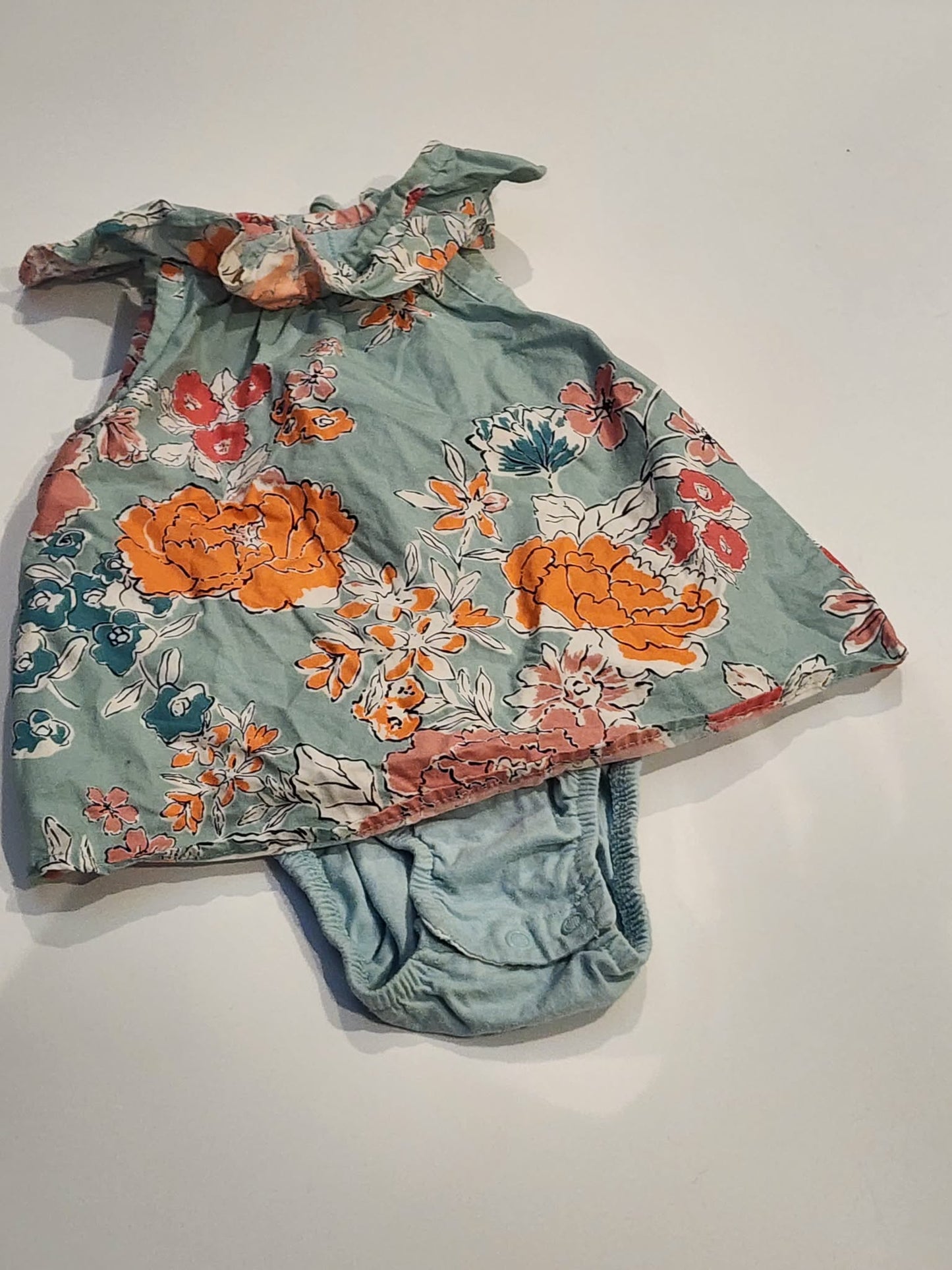 Robe Carter's - 6/9 mois