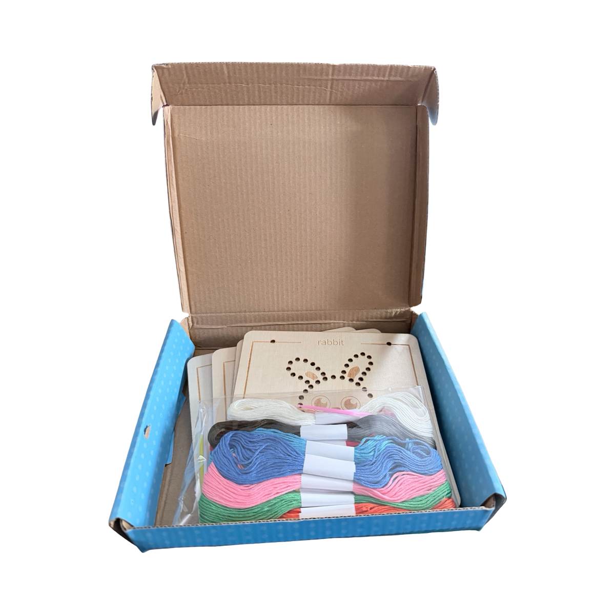 NEUF* Ensemble Broderie de bois (pour enfants)