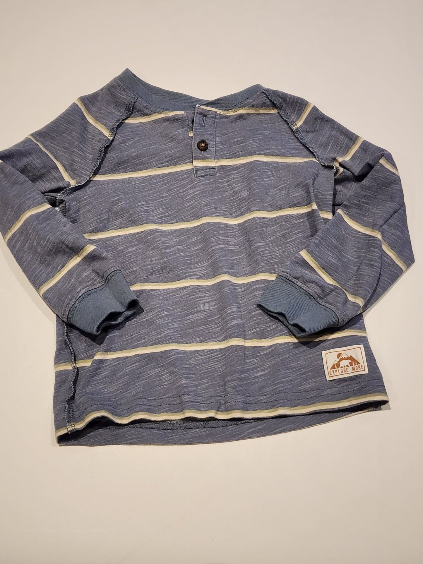 Chandail Carter's - 2T